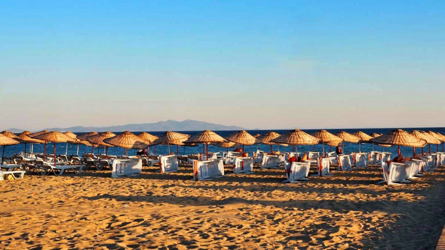 Cunda Adası, Sarımsaklı Plajı ve Aşıklar Şelalesi (Yüzme Molalı)